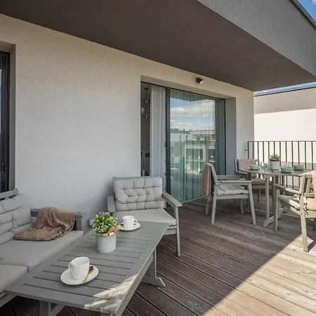 アパート Fresh Wave Apartamentai Kunigiskese Mano Jura 2 パランガ